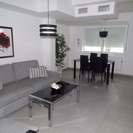 Malaga Apartamentos - Nuno Gomez, 24 Dış mekan fotoğraf