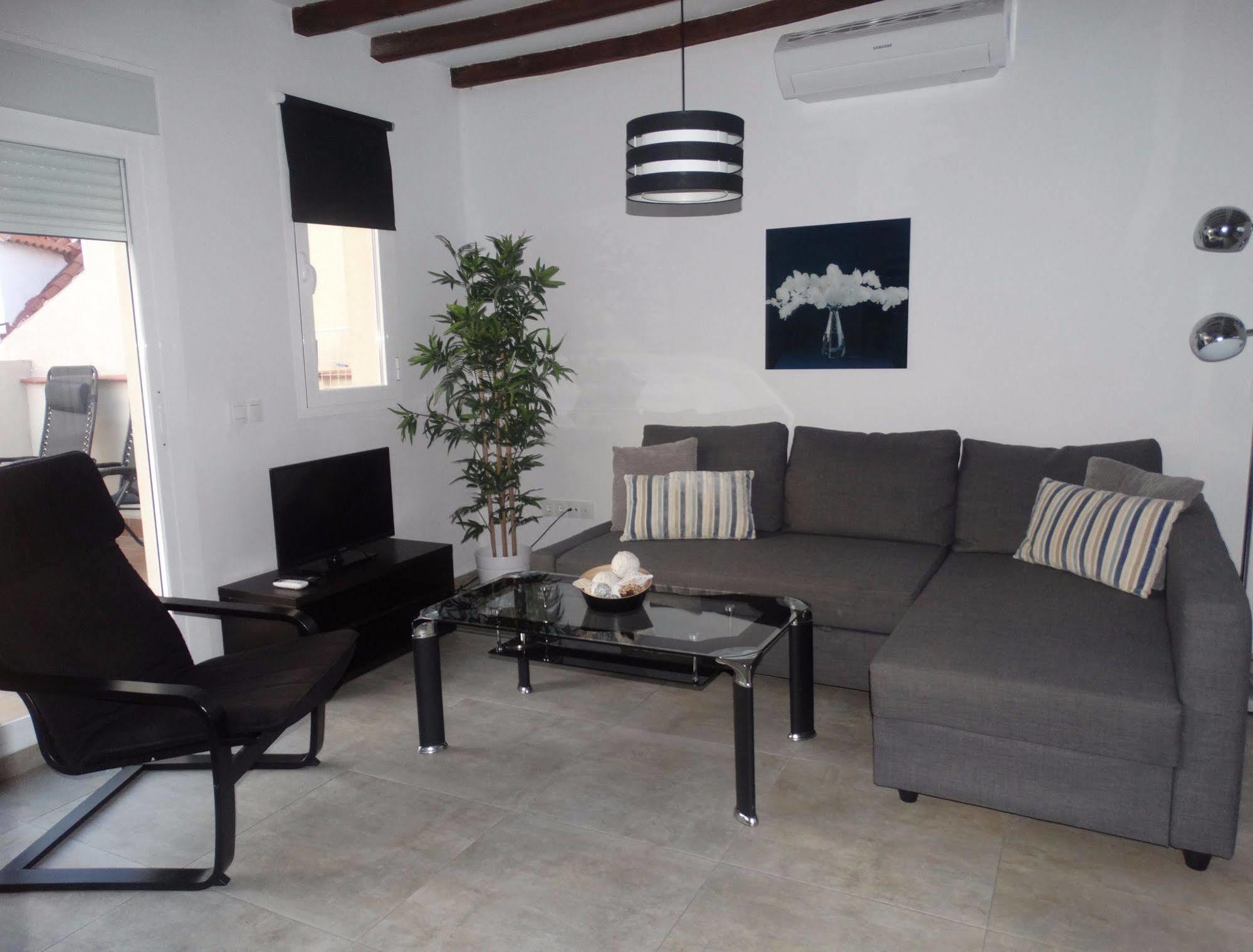 Malaga Apartamentos - Nuno Gomez, 24 Dış mekan fotoğraf