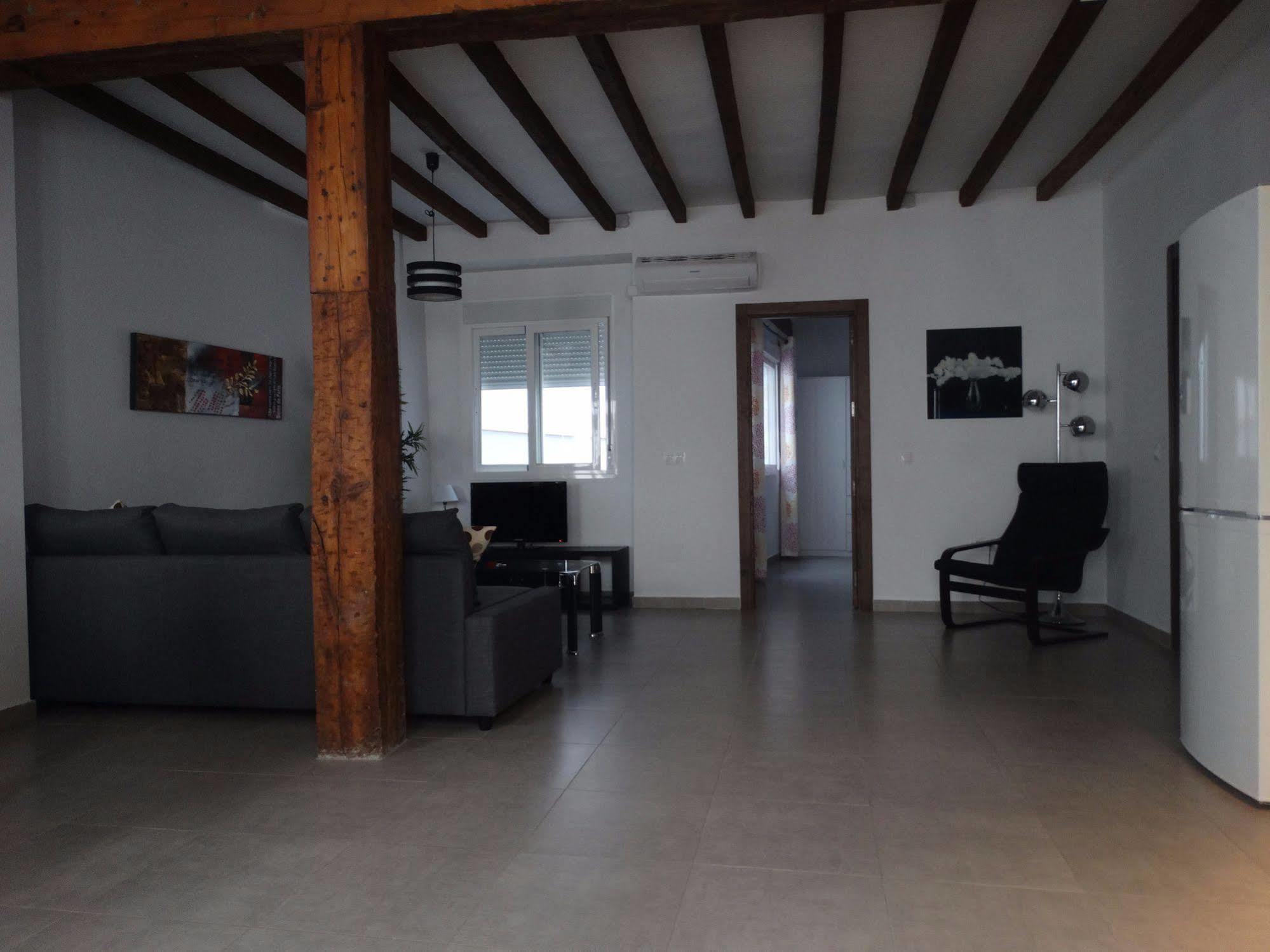 Malaga Apartamentos - Nuno Gomez, 24 Dış mekan fotoğraf