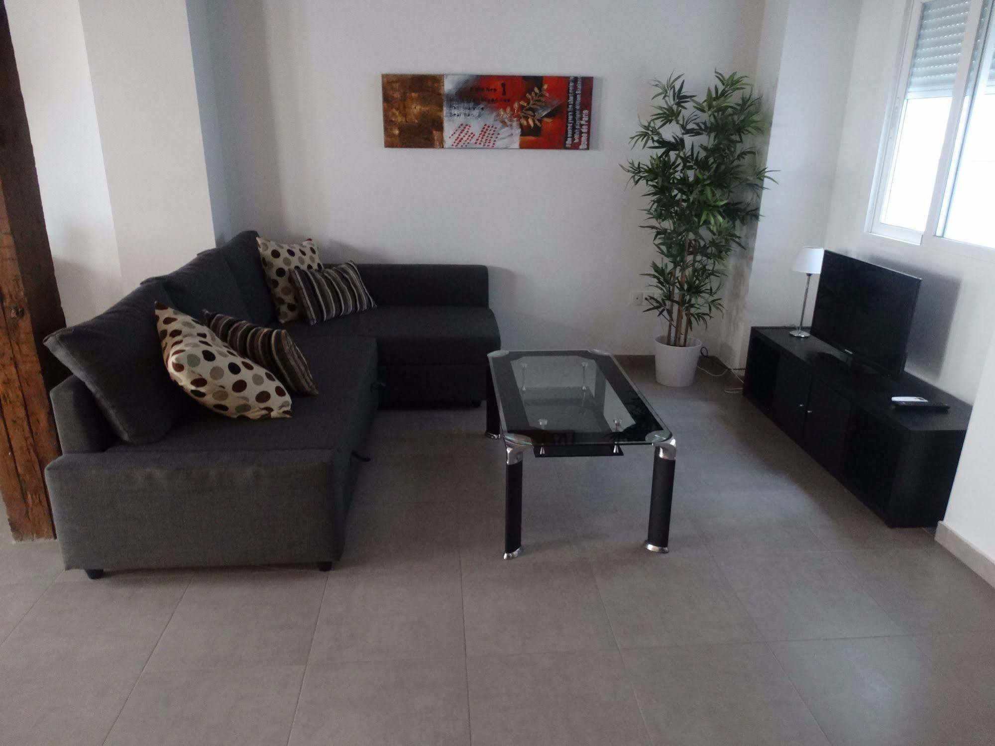 Malaga Apartamentos - Nuno Gomez, 24 Dış mekan fotoğraf