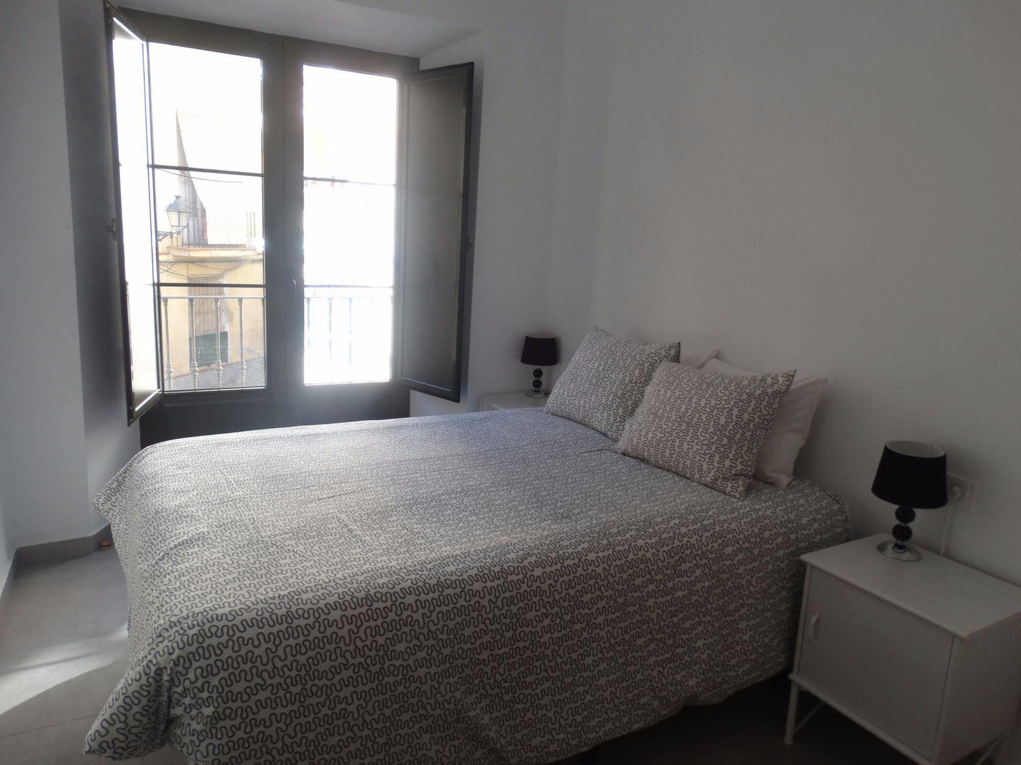 Malaga Apartamentos - Nuno Gomez, 24 Dış mekan fotoğraf
