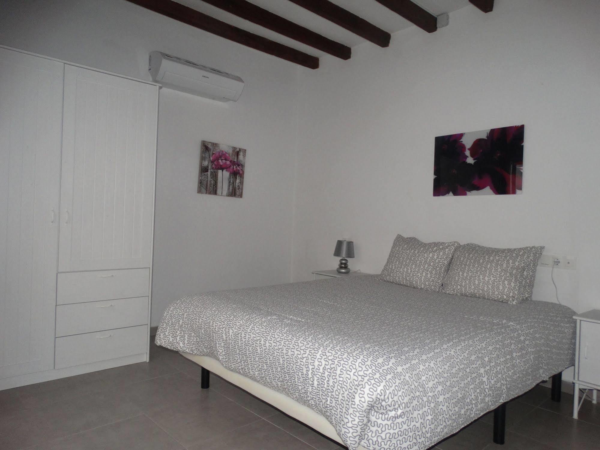 Malaga Apartamentos - Nuno Gomez, 24 Dış mekan fotoğraf